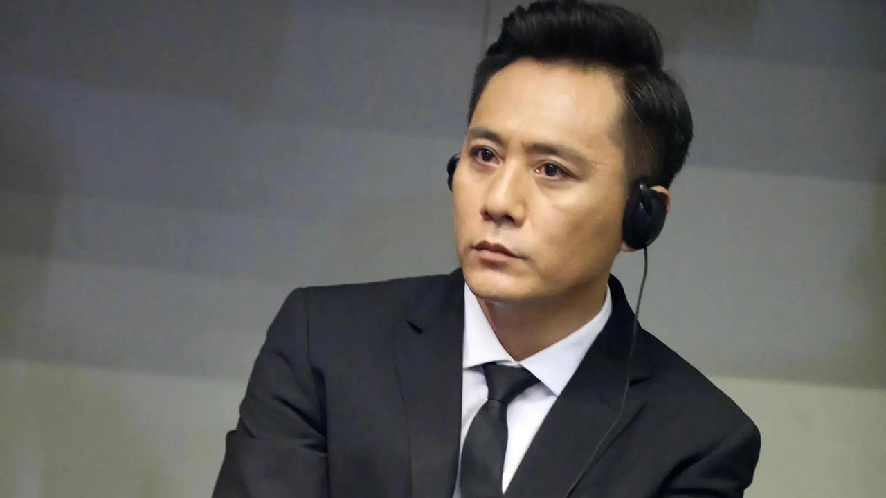 刘烨“秒删党”的微博狂想曲：从文艺男神到抽象顶流的互联网生存法则
“刚发完就删，