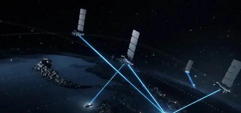 10月4日，俄罗斯网络上热议一个话题：俄美之间有可能爆发星球大战吗？

此前，俄