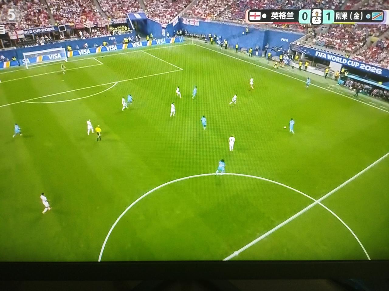 刚果金1-0领先英格兰了！难以置信！就像巴吞联亚冠领先海港那种感受！看看刚果金能