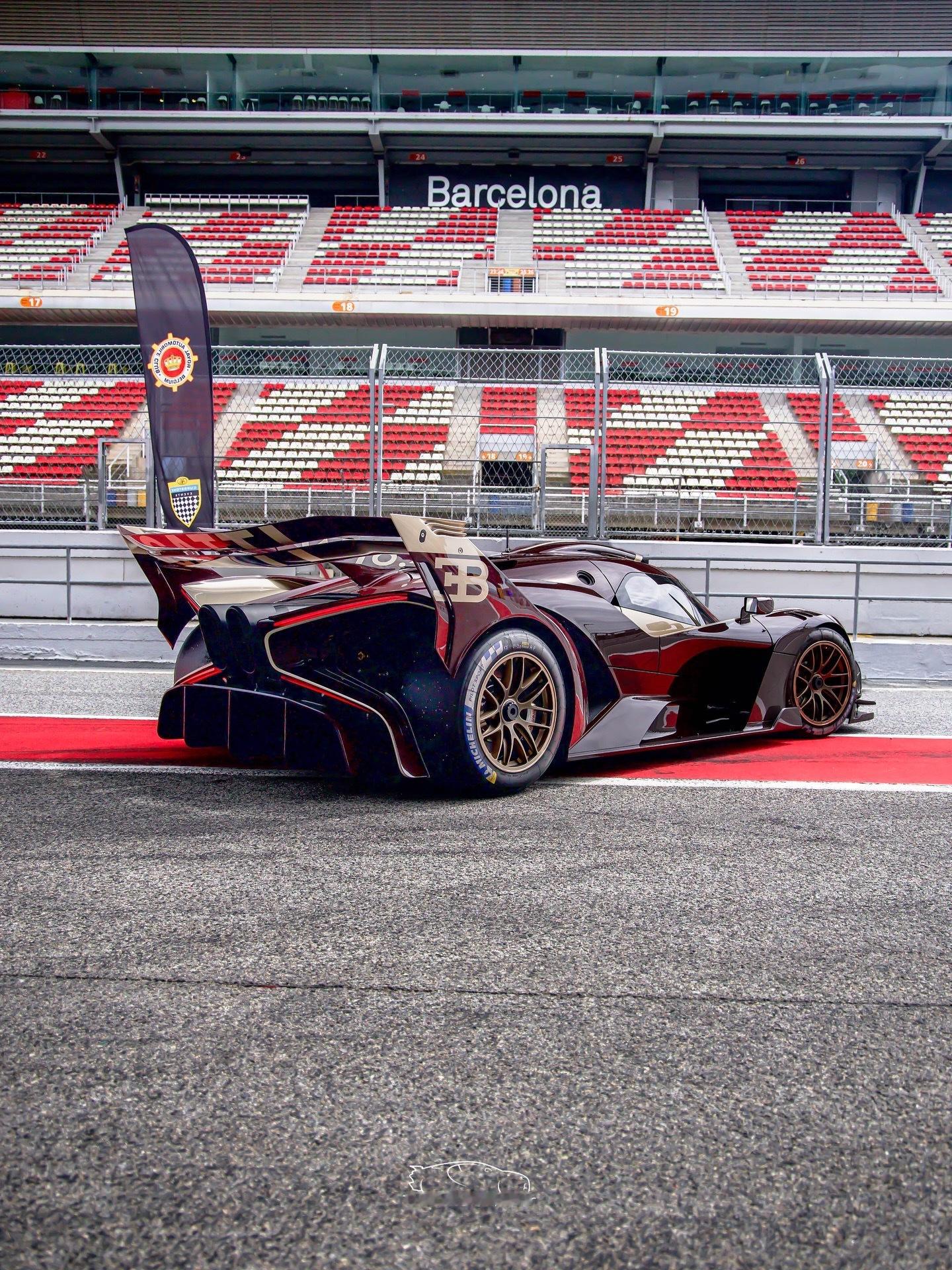 如果钢铁侠是一辆车！欢迎来到这款受超级英雄启发的新布加迪Bolide。这是你见过