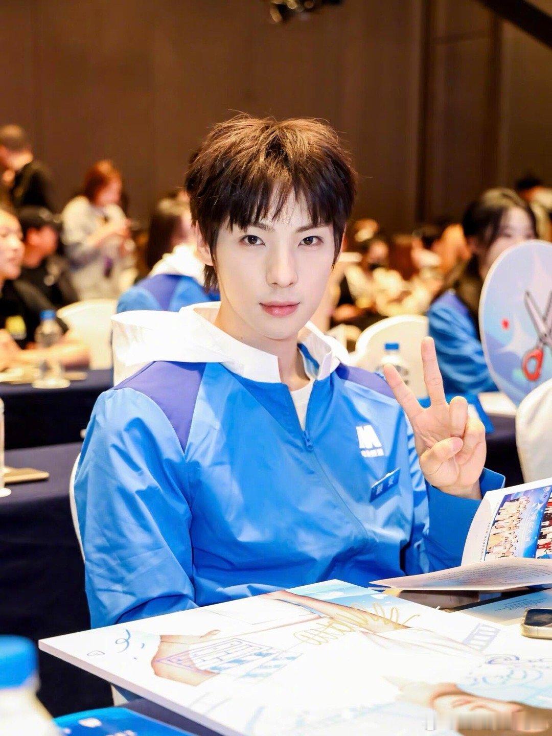 星辰大海辩论赛的“绝杀”时刻！颜安纯脱稿输出金句，点破性别分工议题，共情力与逻辑