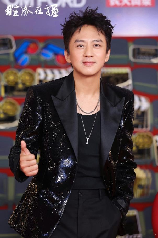 不管你承不承认，湖南卫视 2025 年跨年晚会表现最出色的不是压轴三连唱的华晨宇