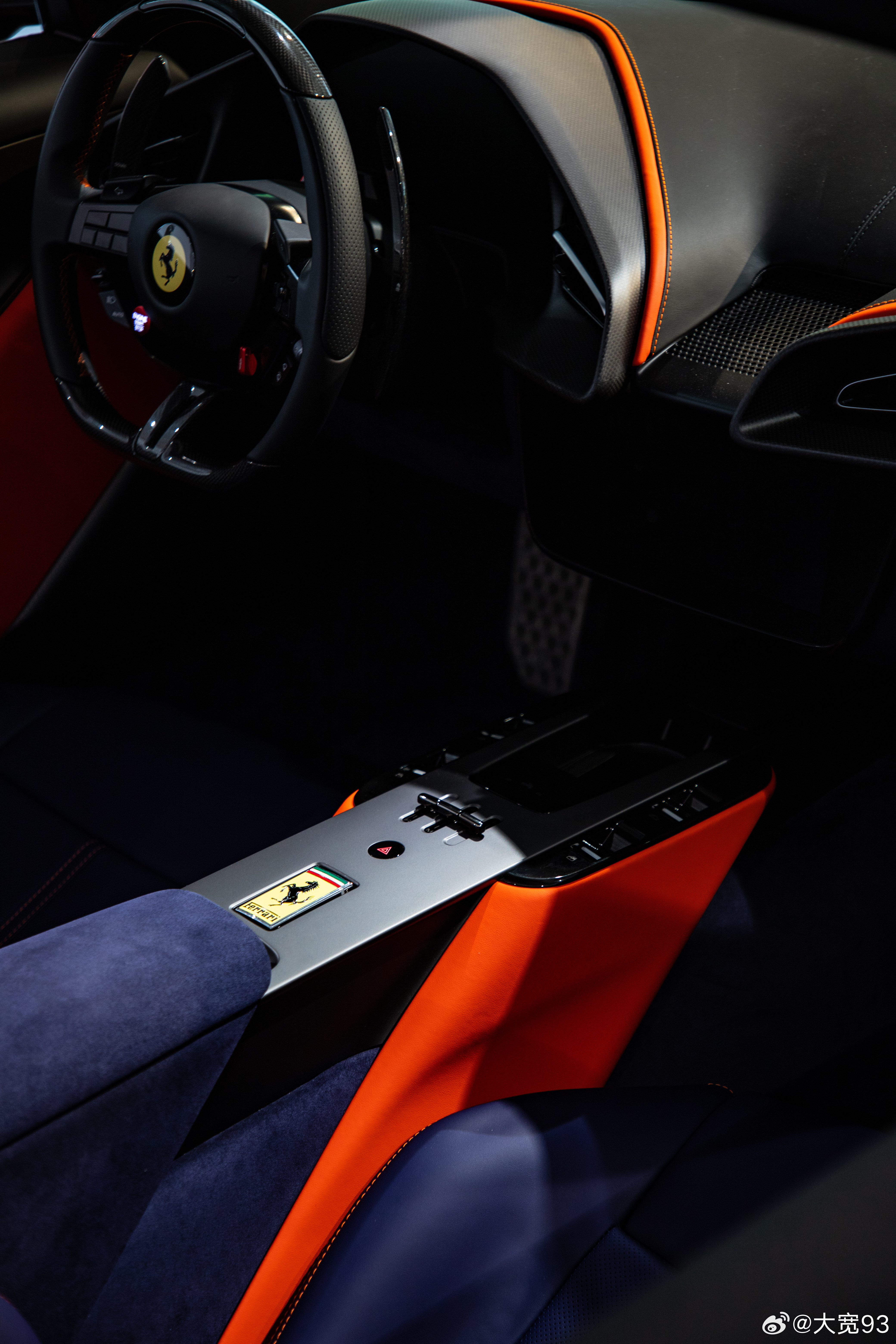 又来casa Ferrari拍法拉利啦！全新车型 全新配色Rosso tramo