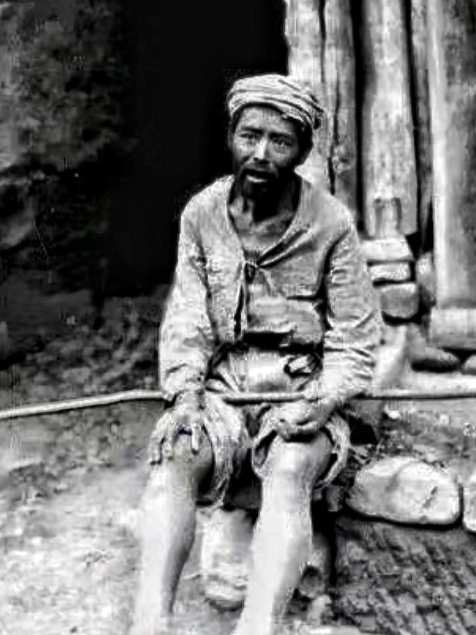 他看似乞丐，其实他是杨振宁和李政道的授业恩师，也是两弹一星元勋邓稼先...