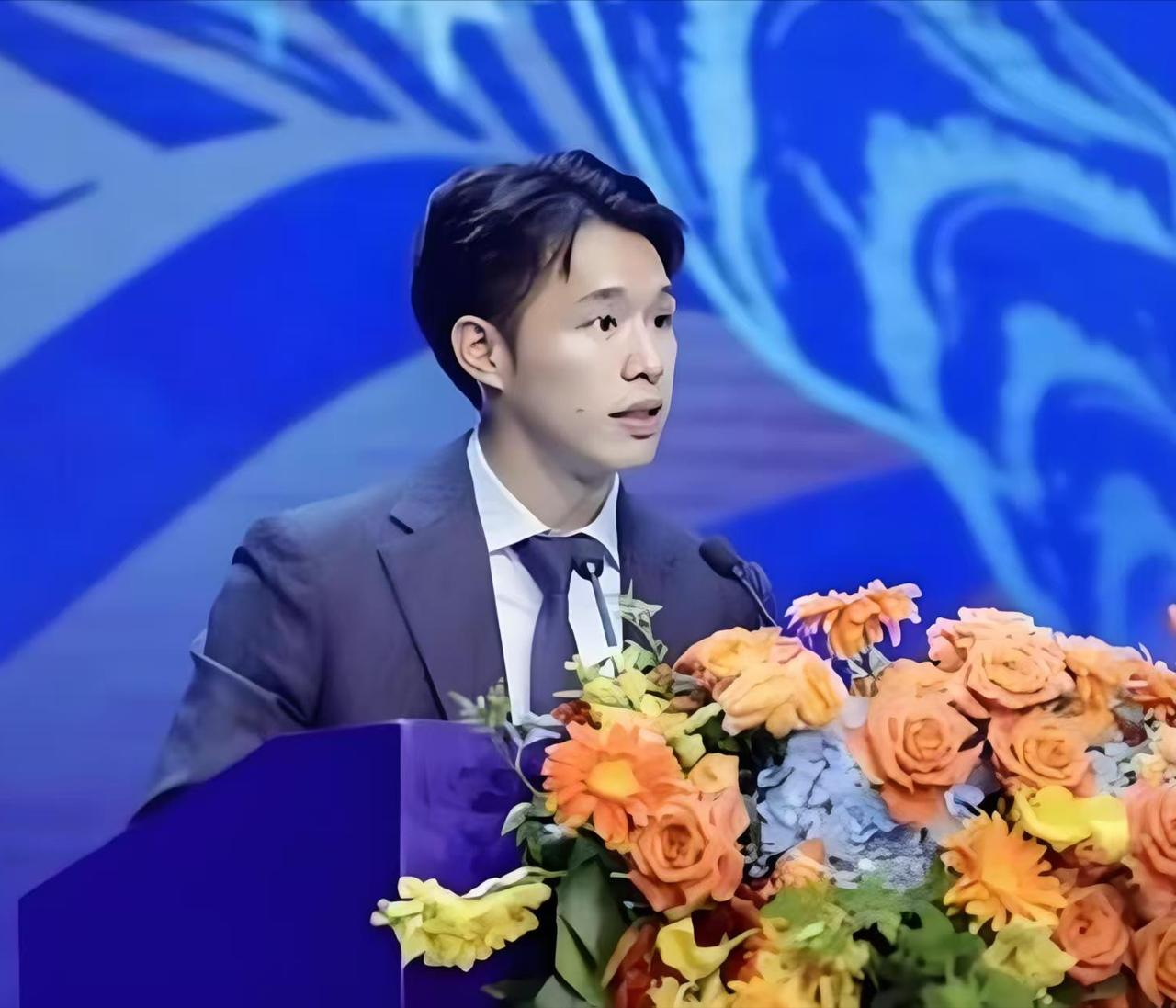 大家不要再去质疑为啥广东宏远按兵不动，为何引援工作一直风平浪静，其实小陈总上任肯