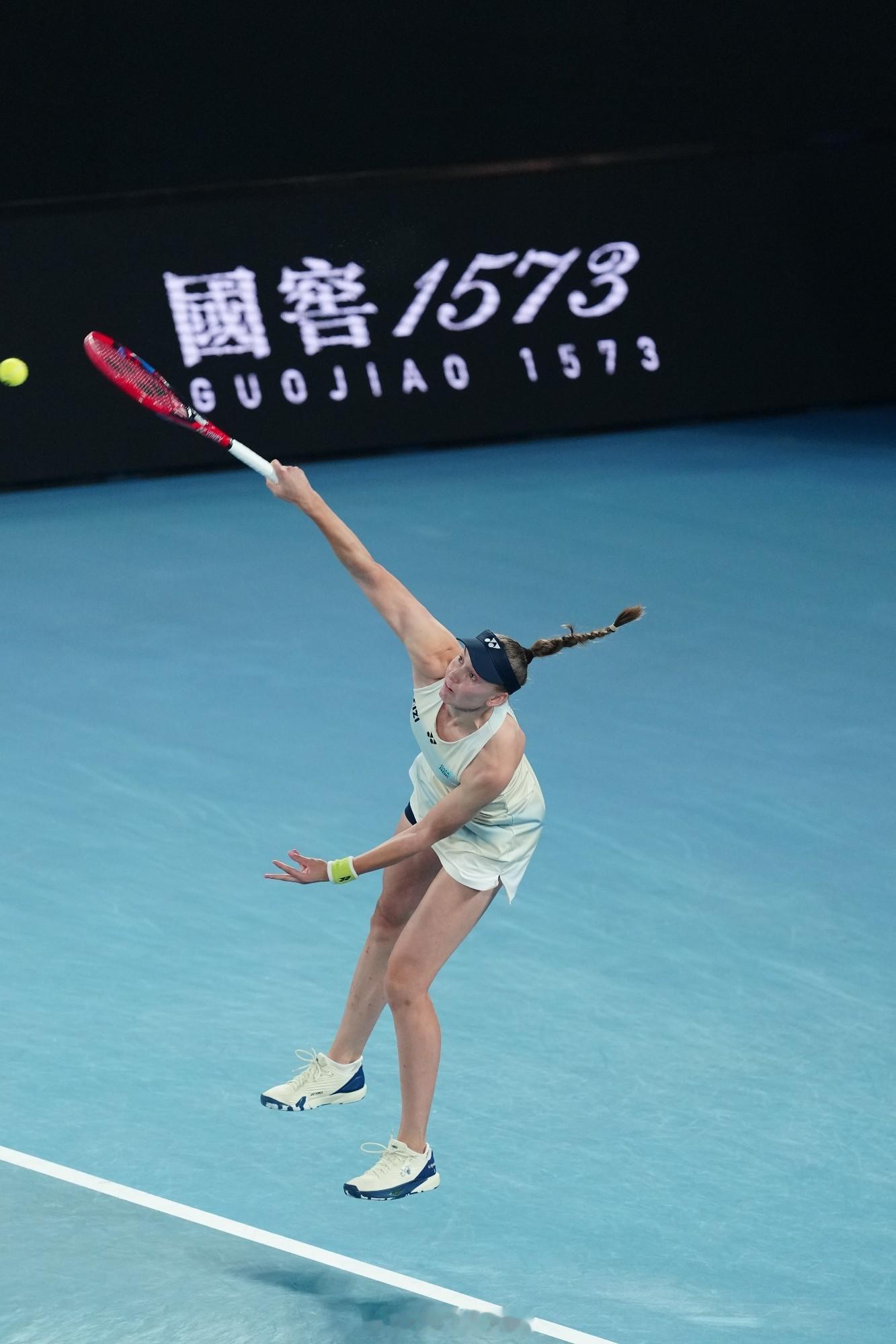 萨巴伦卡vs莱巴金娜 首盘比分：莱巴金娜6-4萨巴伦卡。澳网2026