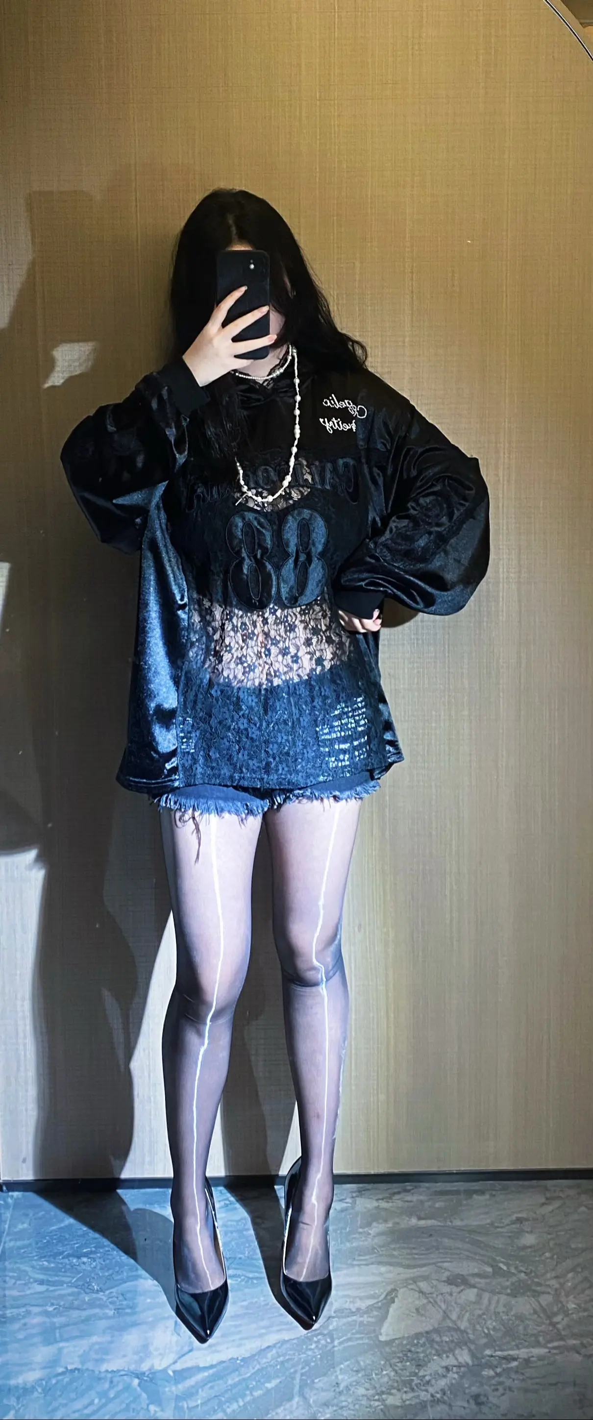 什么卫衣漏那么多肉肉。