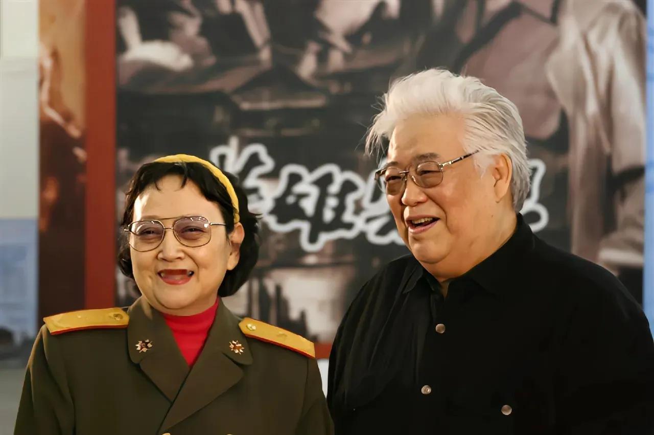 王晓棠 于洋在中国电影博物馆合影
二人唯一合作的《英雄虎胆》成了他们的代表作，银