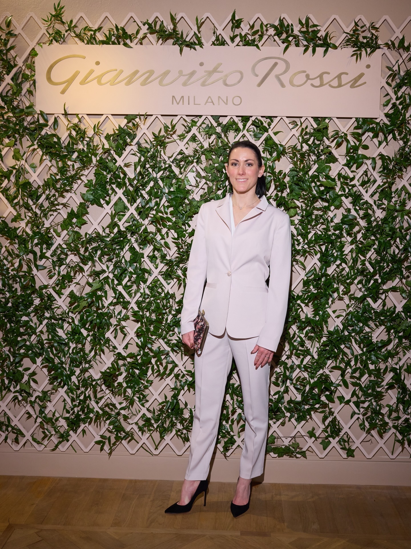 冬奥会 意大利的冬奥会奖牌获得者们受邀参加米兰时装周的几场大秀！此刻皆不凡