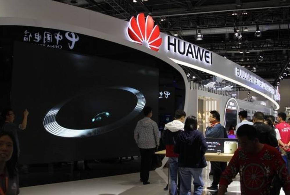 德国政府打算花20亿欧元，换掉中国华为中兴的5G通讯设备。
蠢事一干再干，德国是