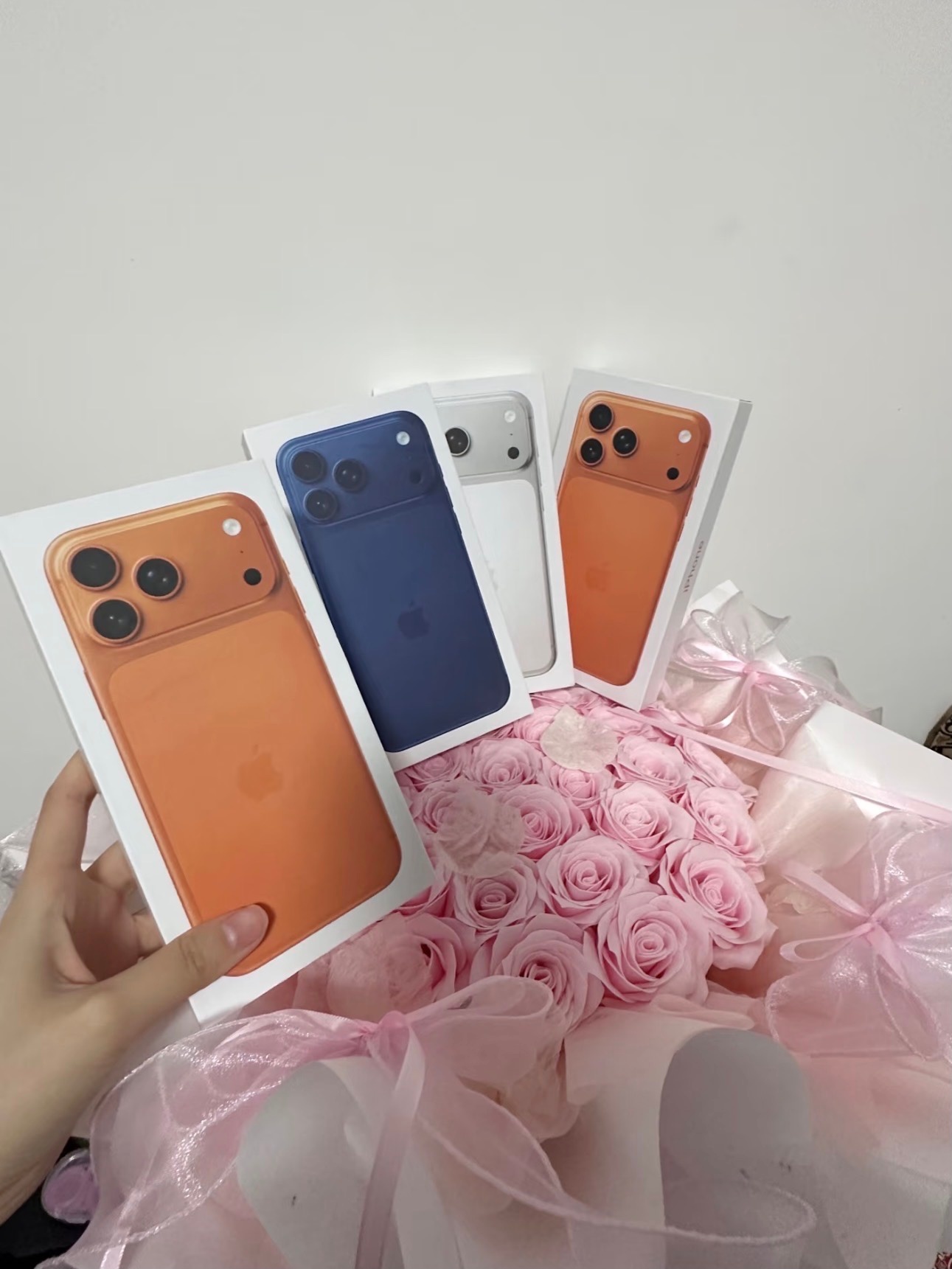抽4⃣️位宝送顶配版【iPhone17 Pro Max】 2TB，最大最好那款！