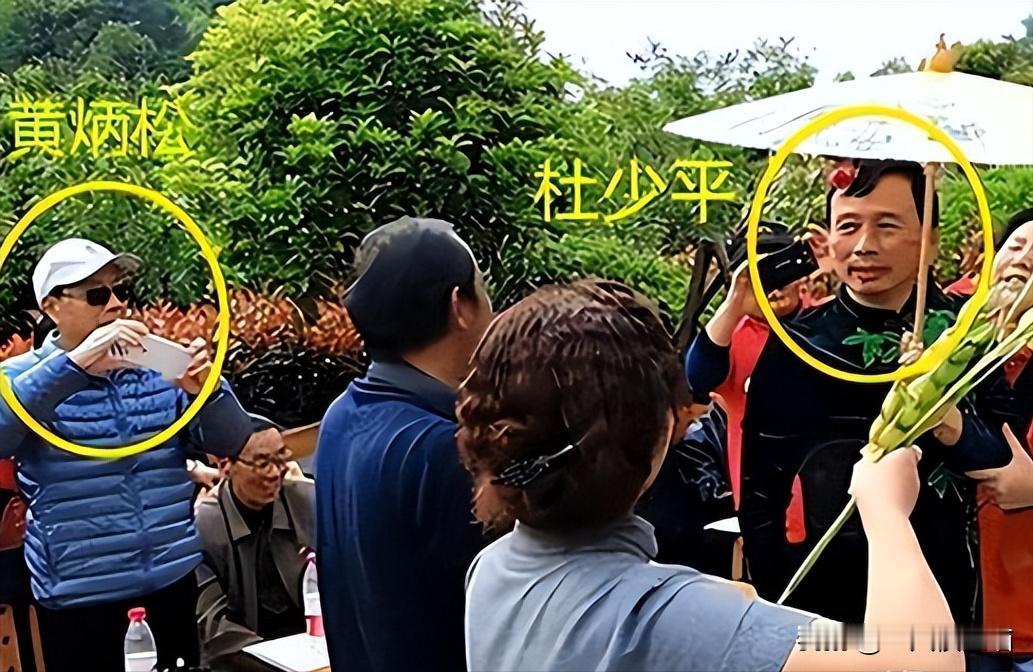 2020年1月，新晃操场埋尸案主犯，杜少平被送入死刑执行车，仅8分钟的时间，遗体