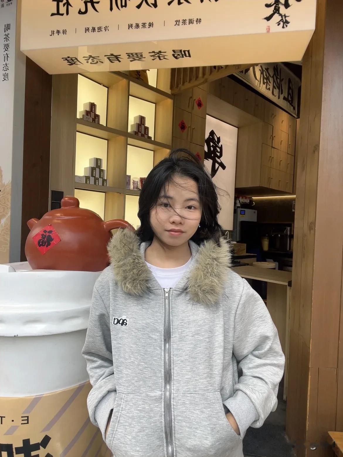 记录我的2025转眼之间2025已经过半，如今自己已经大专毕业一个月，学生气还未