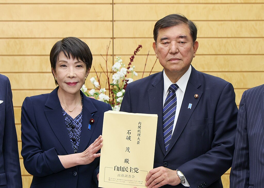 日本首相石破茂10月4日对高市早苗当选自民党总裁作出回应，表示日本当前需要的是合
