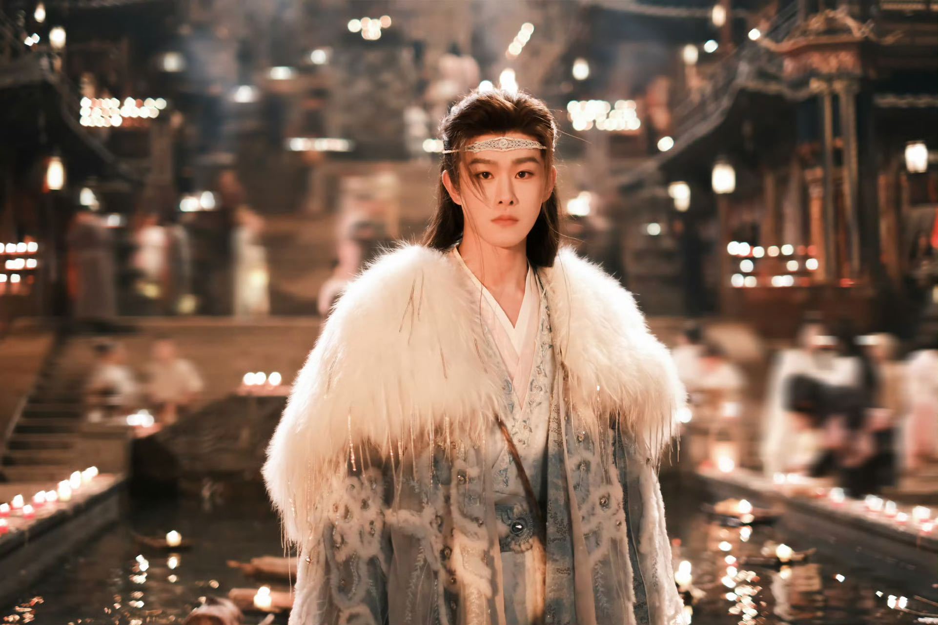 田嘉瑞不愧是话剧科班生看《月鳞绮纪》被狠狠惊艳！能把寄灵的羞涩纯粹与龙神的凌厉压