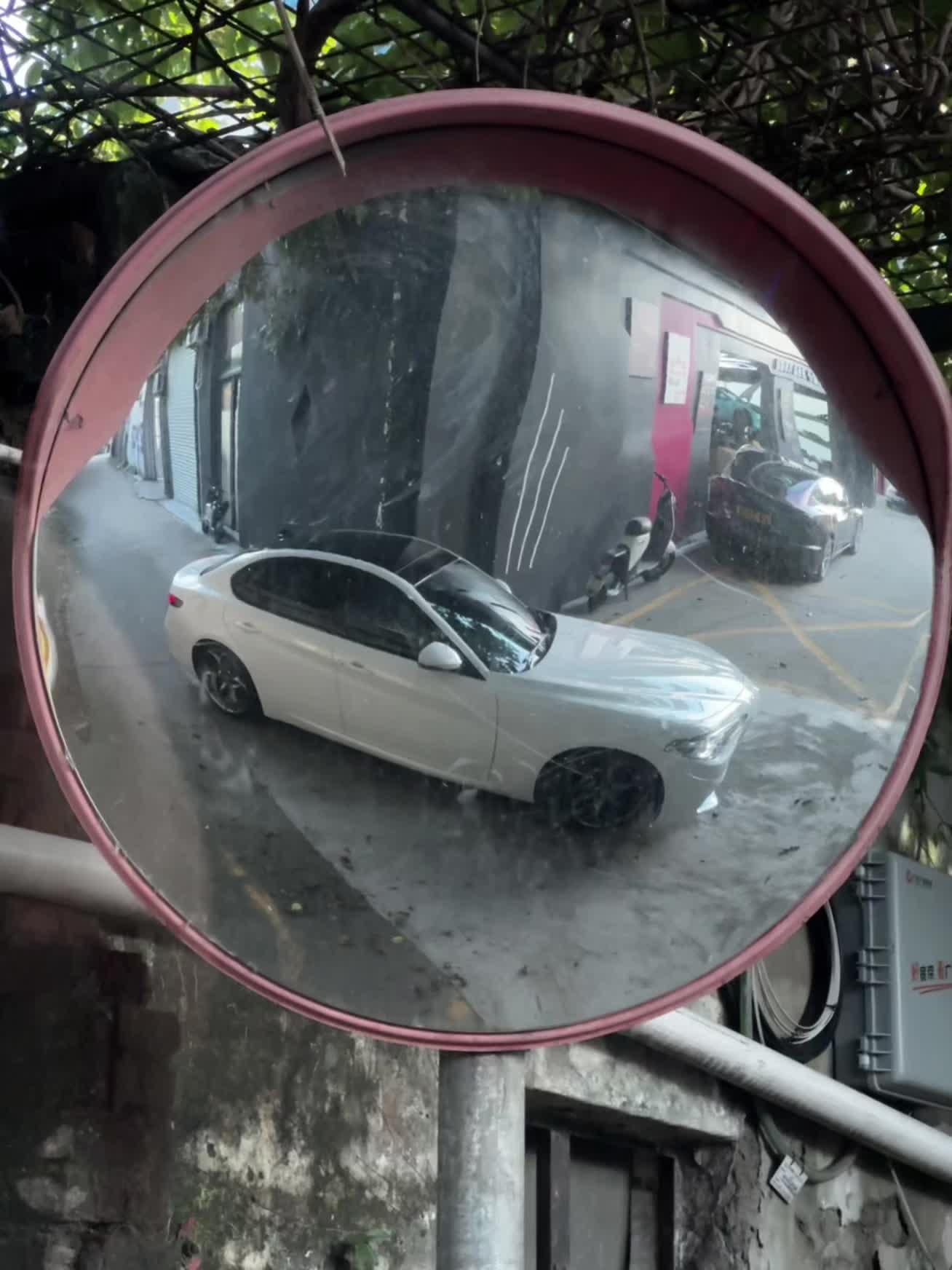 终于开学了 感觉在演人在囧途