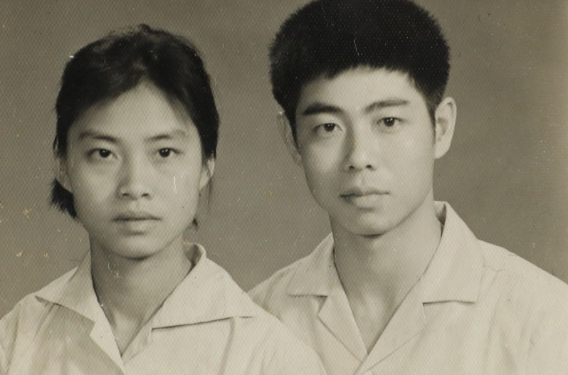 逃港者在香港-怒海浮生历史知识微博兴趣创作计划 1966年，21岁的孙仲勋打定主
