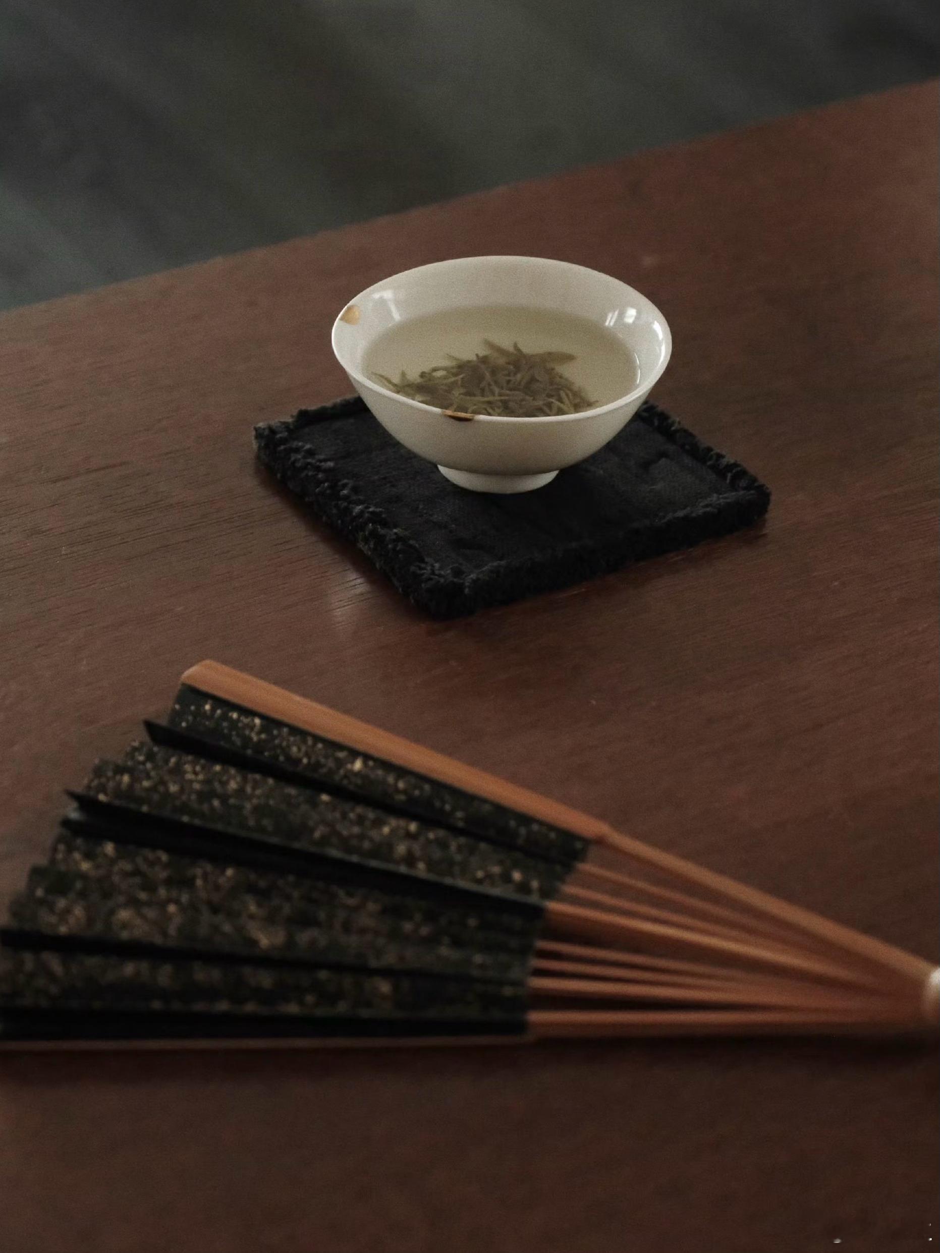 某种程度来讲，我其实不仅是解决某个具体问题的人，甚至更多时候是带着大家享受“孤独