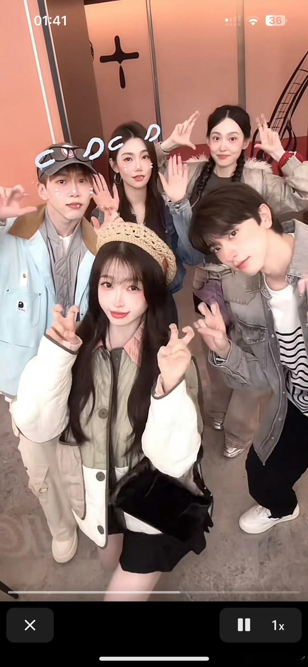 所有人都逃脱不了虞书欣的美颜滤镜 ​​​