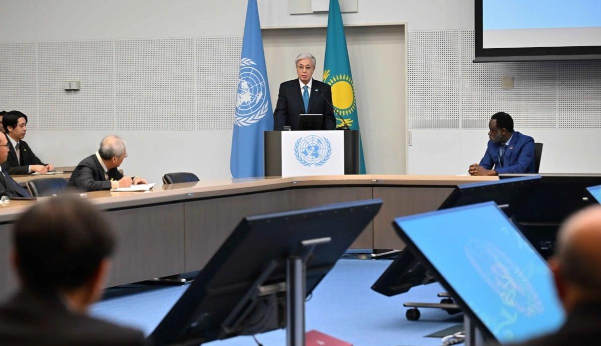 哈萨克斯坦总统东京喊话联合国. 言论反转历史. 日本喜获30亿欧元订单
哈萨克斯