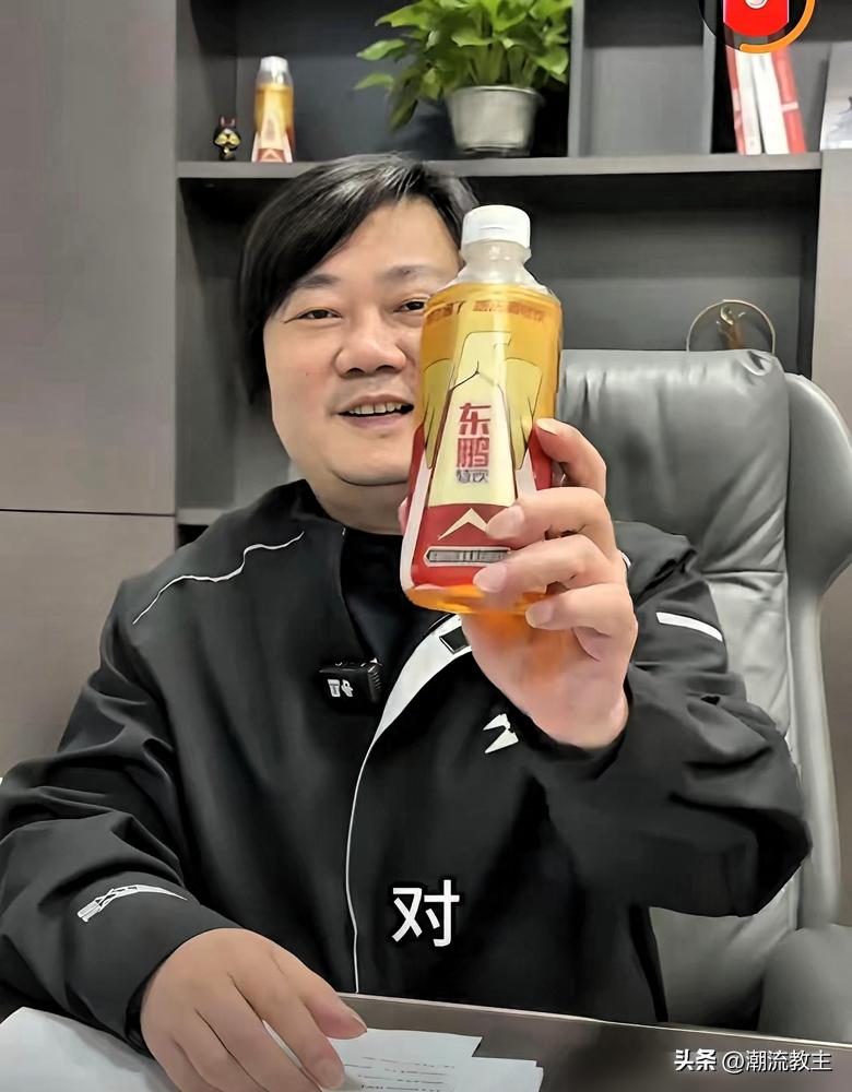 张雪机车砸了37年的场子，就用了30天。
从首站垫底的第19名，到葡萄牙站两回