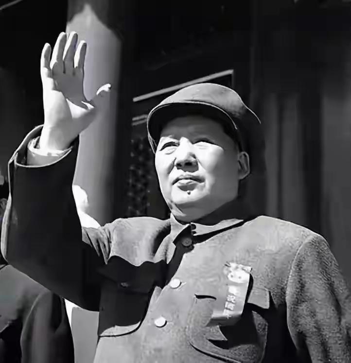 65年毛主席重上井冈山：中国走资本主义只会重蹈四大家族覆辙

1965年5月，七