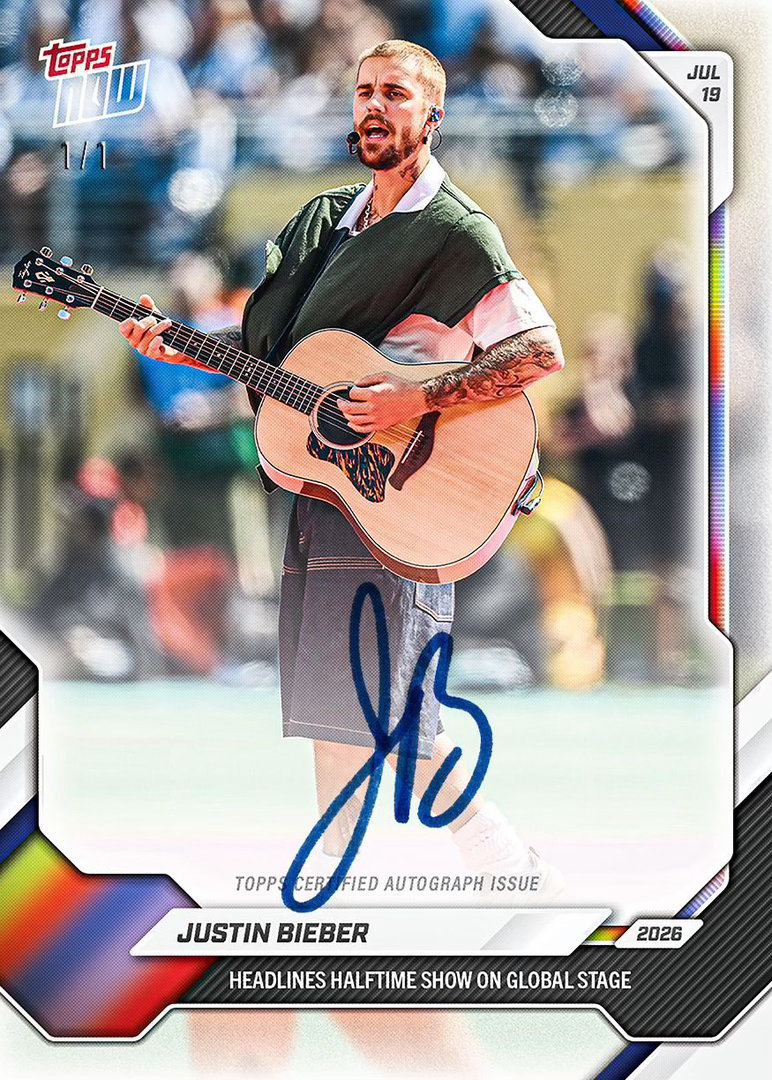 【】天啊‼️贾斯汀比伯为他的中场表演签名了一张卡片 🔥Topps 美国官方收藏