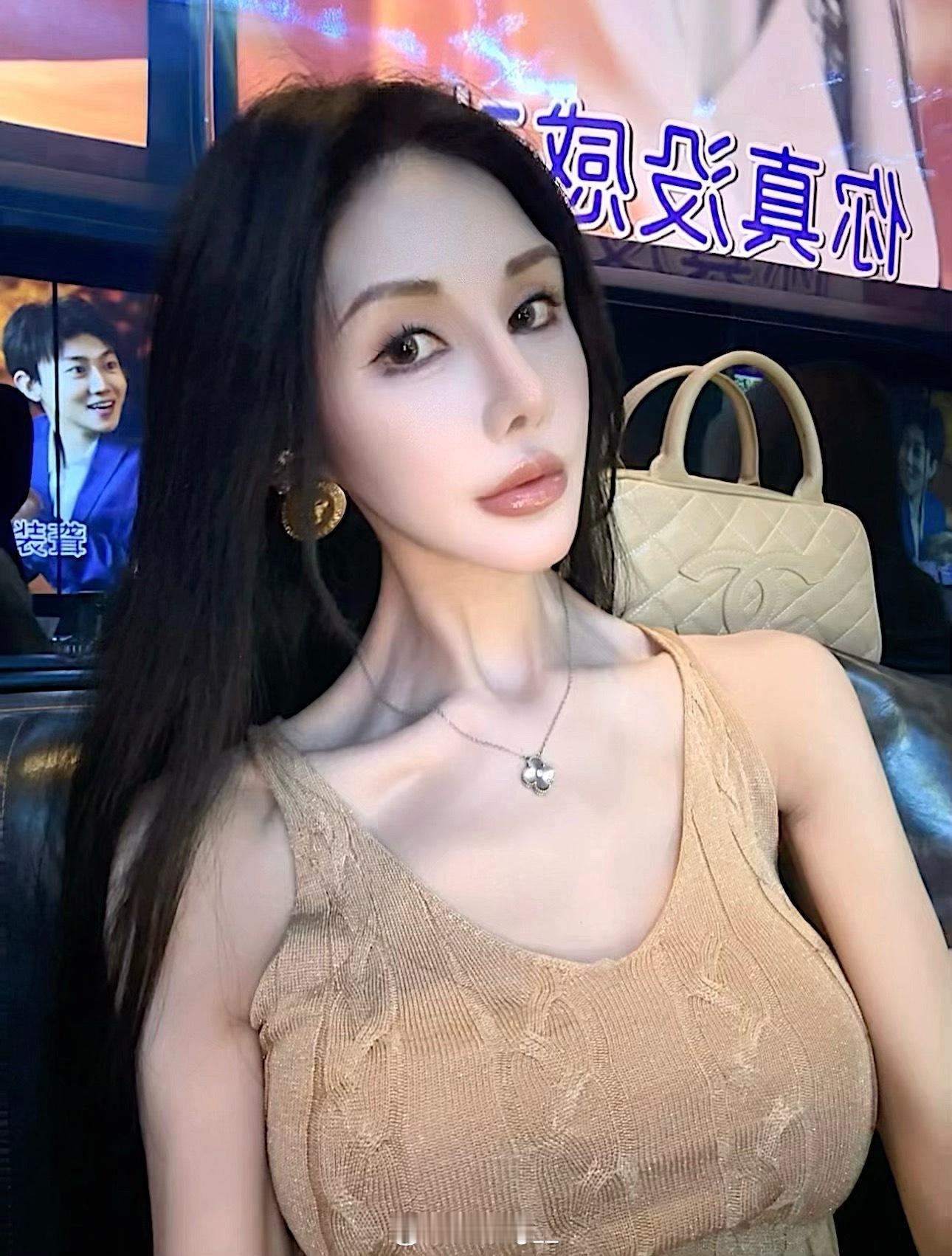 很难不幸福耶✌️ ​​​