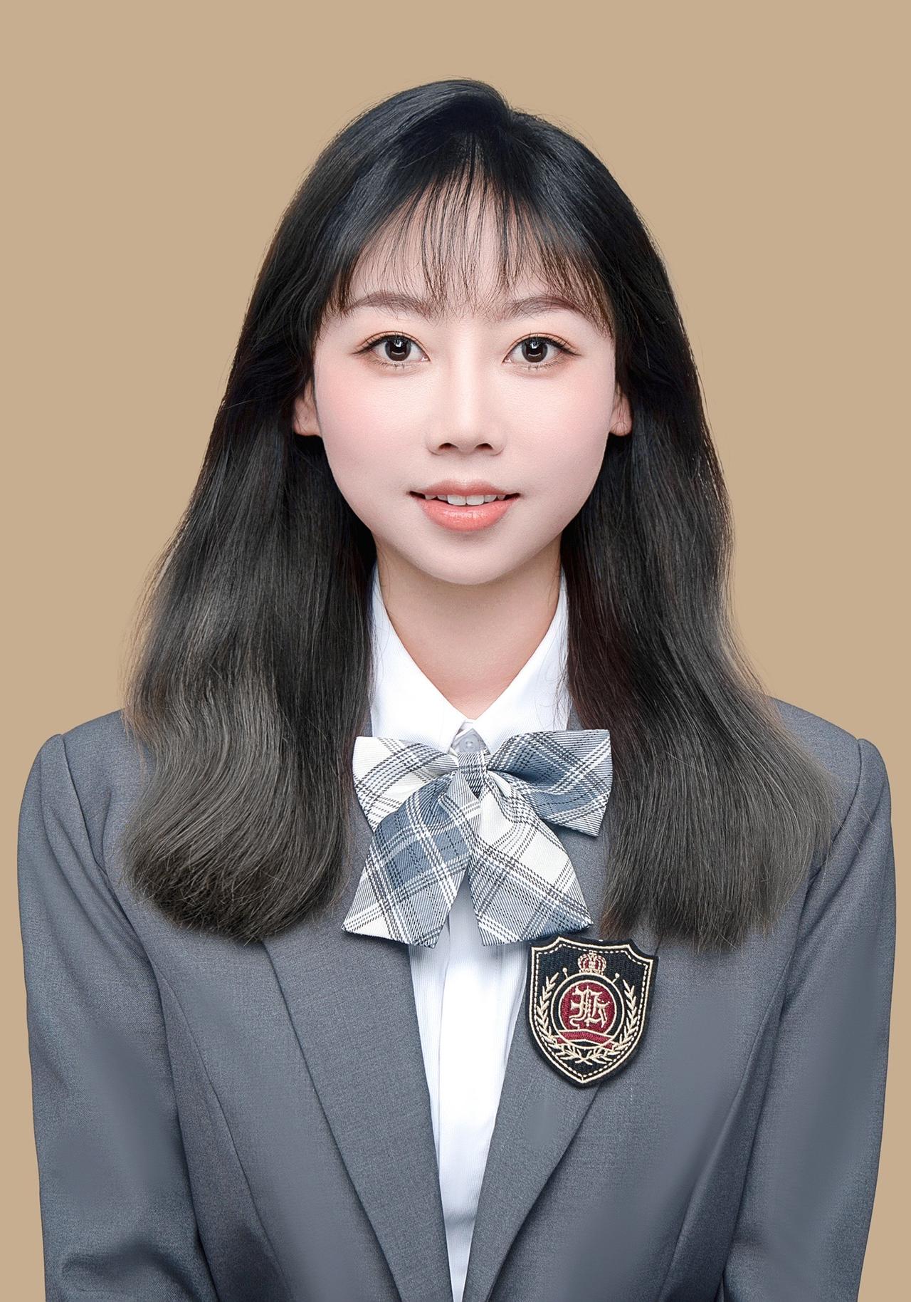 毕业季证件照还不知道去哪里拍嘛？那就来拍刻风照相馆 69米就能拥有美腻的证件照了