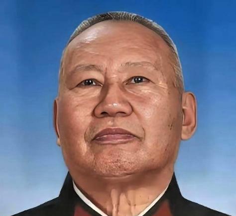 1978年，原空军副司令张积慧被解除职务，关押两年后，1980年转业地方，连降六