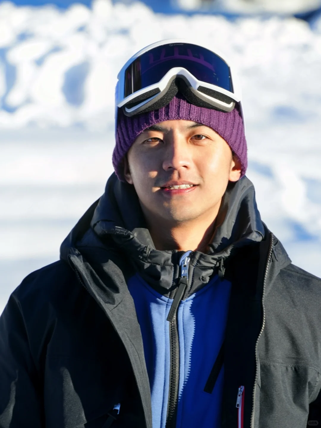 来可可滑雪，一天后在医院研读《我的阿勒泰》