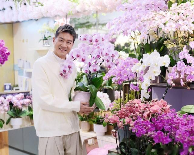 黎諾懿買年花豪言留港過年加碼派利是　李佳芯無懼催婚自稱有抗體.由黎諾懿、Ali李