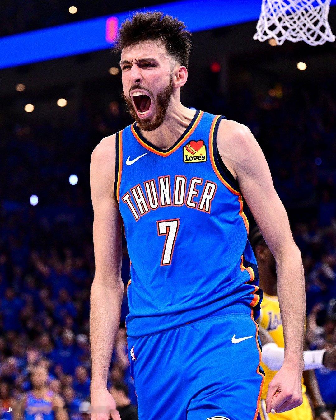 今天湖人球员对位切特合计9中1，吃到三个火锅nba