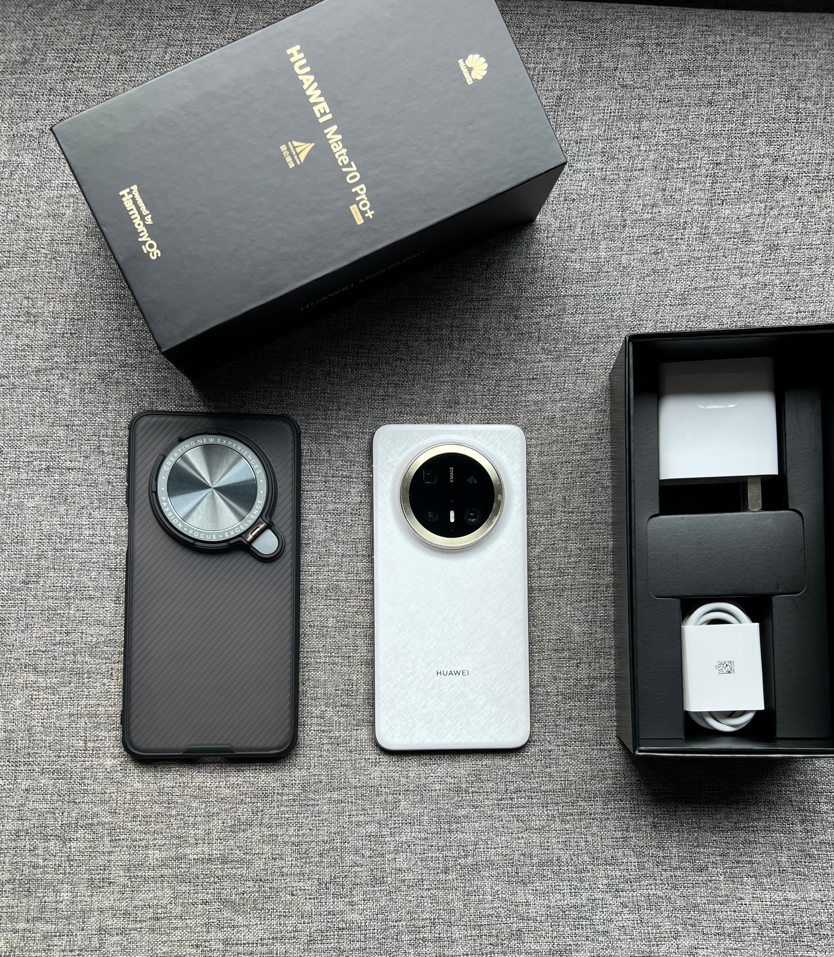 华为Mate70 Pro+ 16+512G 羽衣白，成色完美全套，附送耐尔金全包