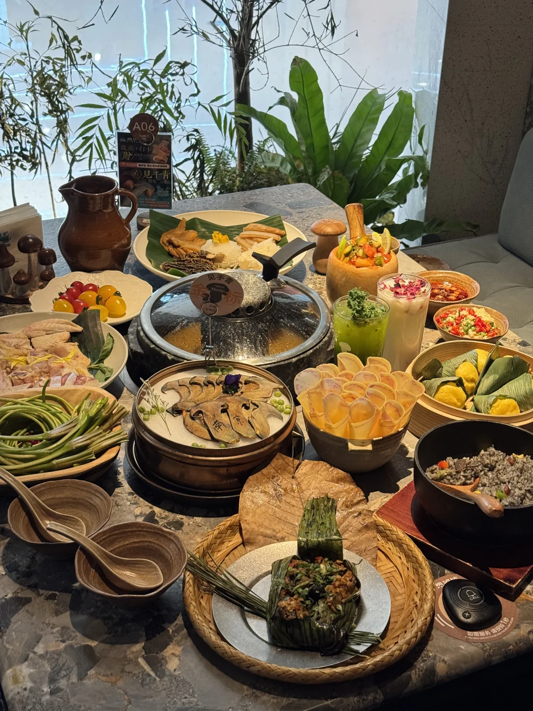 南京万象天地！菌子锅终于吃上了🍲