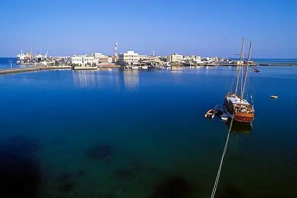 美国又在背后搞小动作了，这次一改往日嚣张跋扈的样子，不喊打喊杀、不摆军力威慑，反