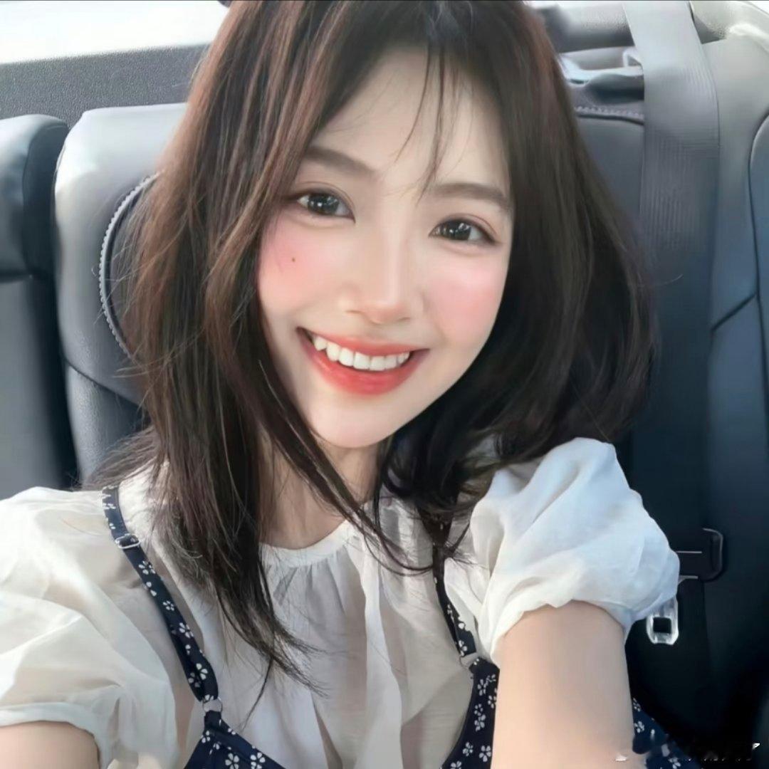 甜美女头。 ​​​