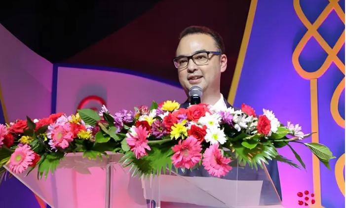 5月11日，菲律宾政坛迎来关键变局——杜特尔特时期的外交部长艾伦·卡耶塔诺，以1