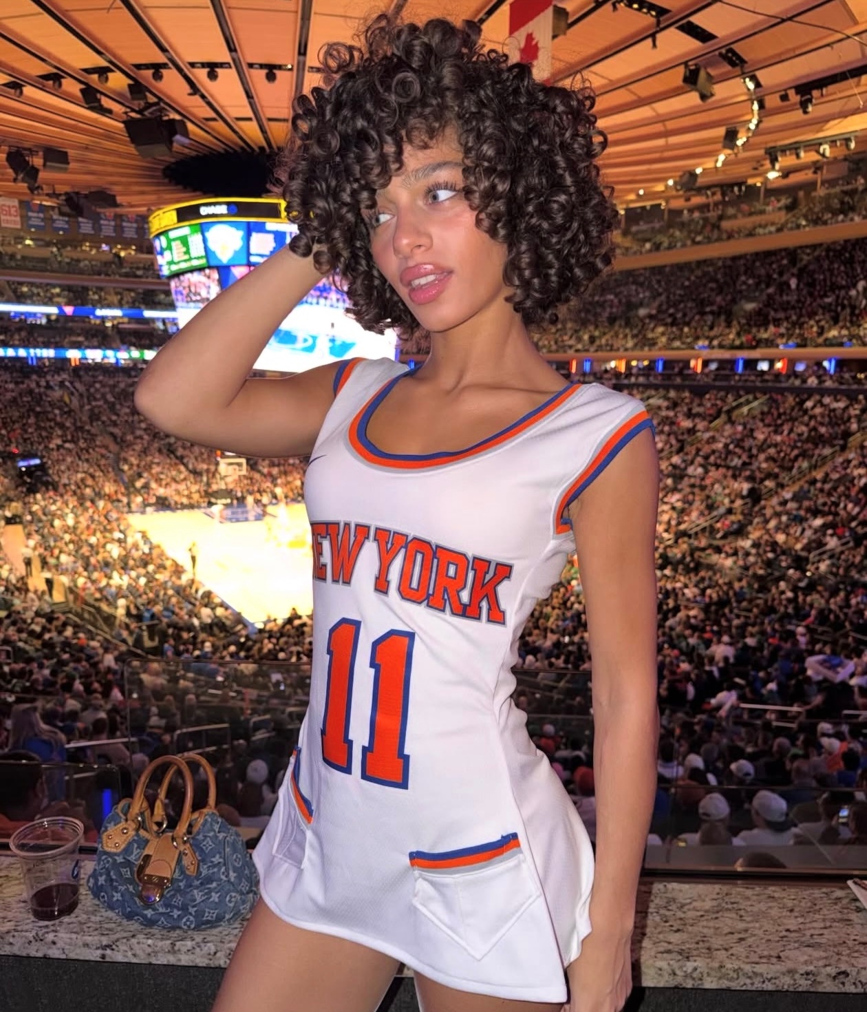 篮天下 花枝招展的纽约Girls~Images via cococultr 张雪