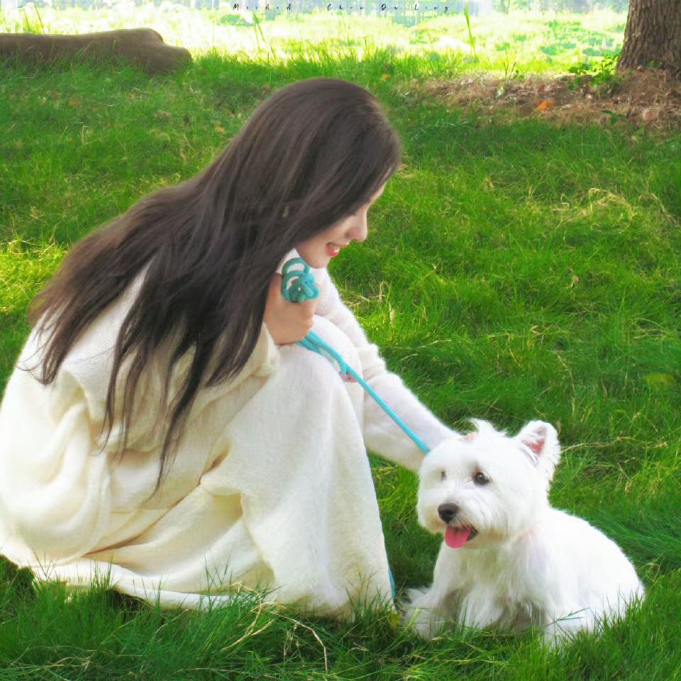 𝗦𝗛𝗔𝗥𝗘｜陈都灵头像背景图搭配🍏💐 