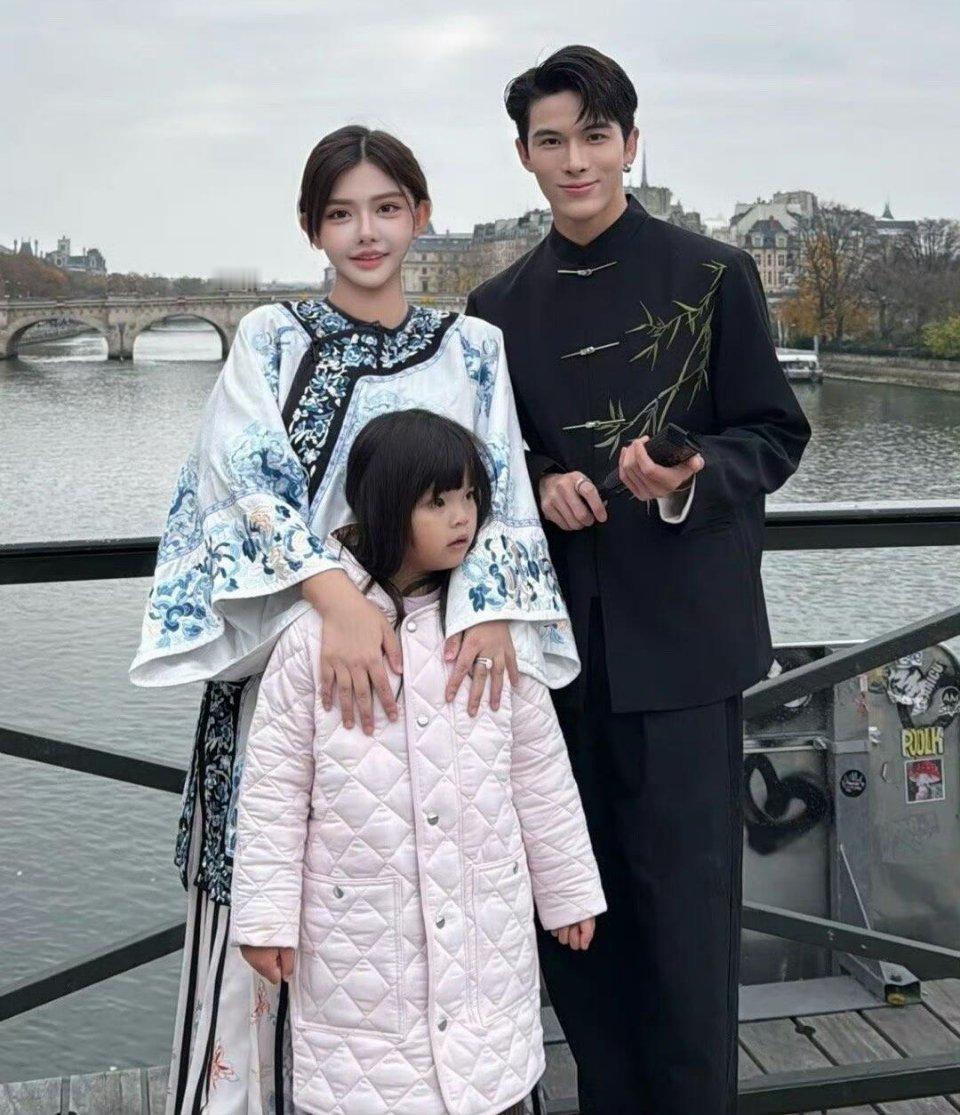 韩安冉现在真的很漂亮，嫁对人真的很重要 