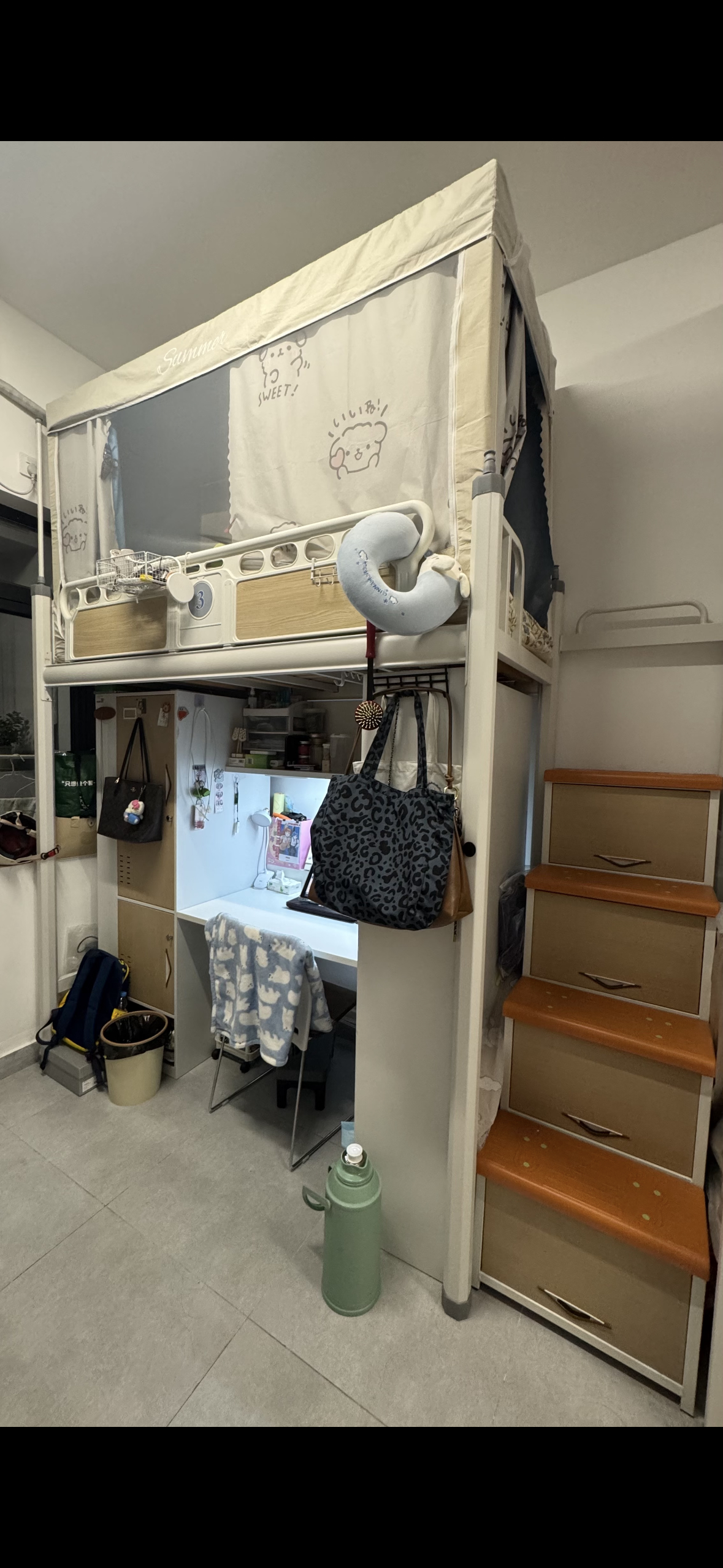 我宿舍我喜欢，研究生生涯唯一的留恋就是宿舍[淡淡的] ​​​