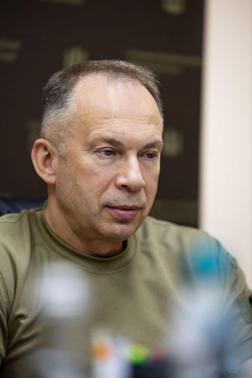 烏克蘭軍隊正面臨軍事醫療人員不足與戰場救護能力強化的需求。烏克蘭武裝部隊總司令 