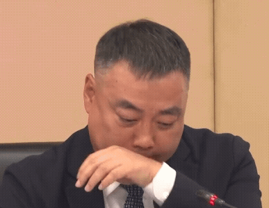 咋还哭了[允悲] ​​​