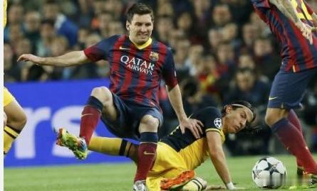 【欧冠犯规大战！马竞24犯6黄踢晕巴萨】4月3日，本场比赛前，巴萨和马竞交手三次