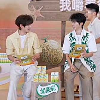 以后说小话能不能单独开个频道给我听听 ​​​