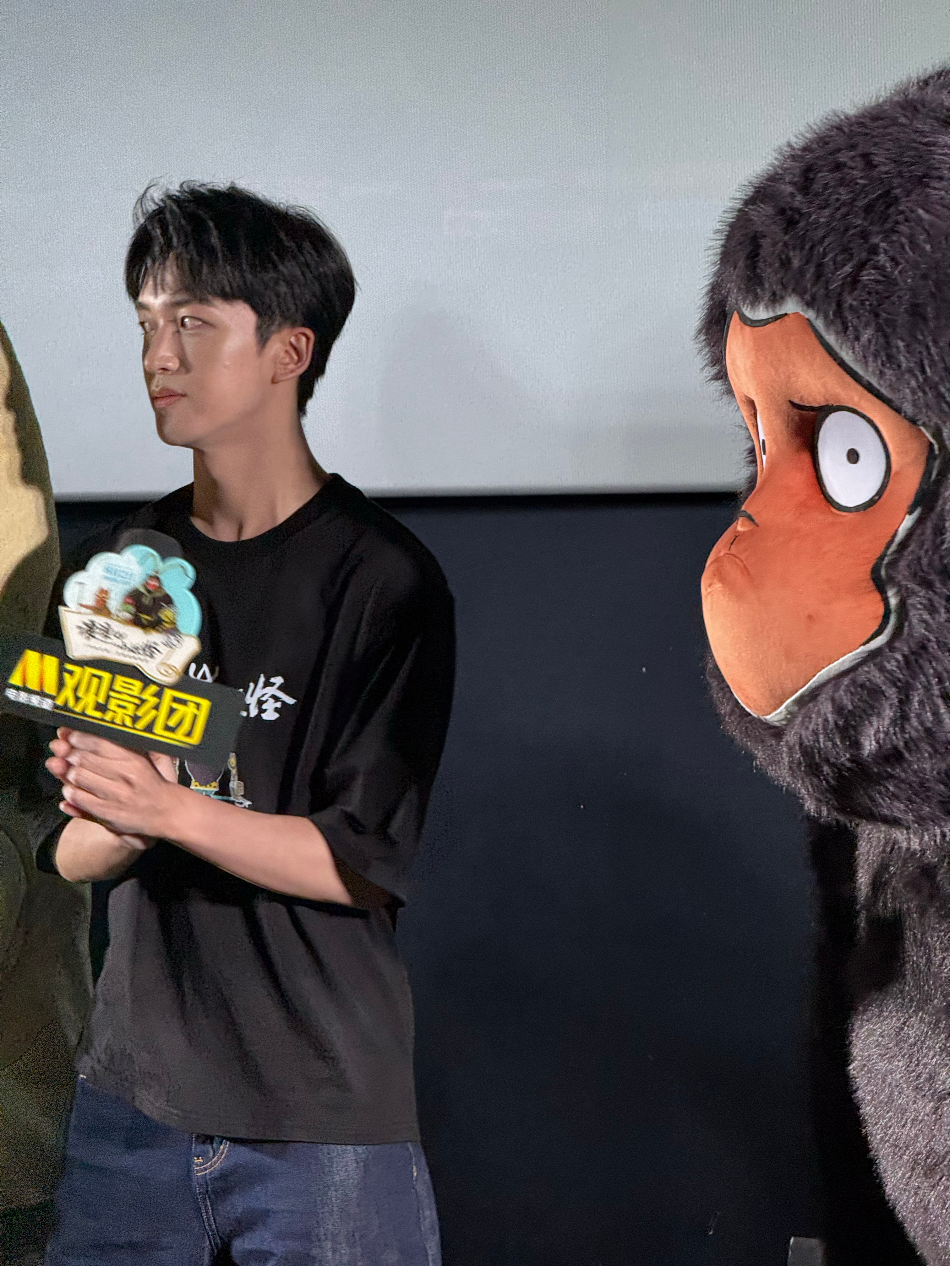 四刷浪浪山小妖怪  小哥真可爱。这样的性格应该能走很久。 三个厅都给了票[偷笑]