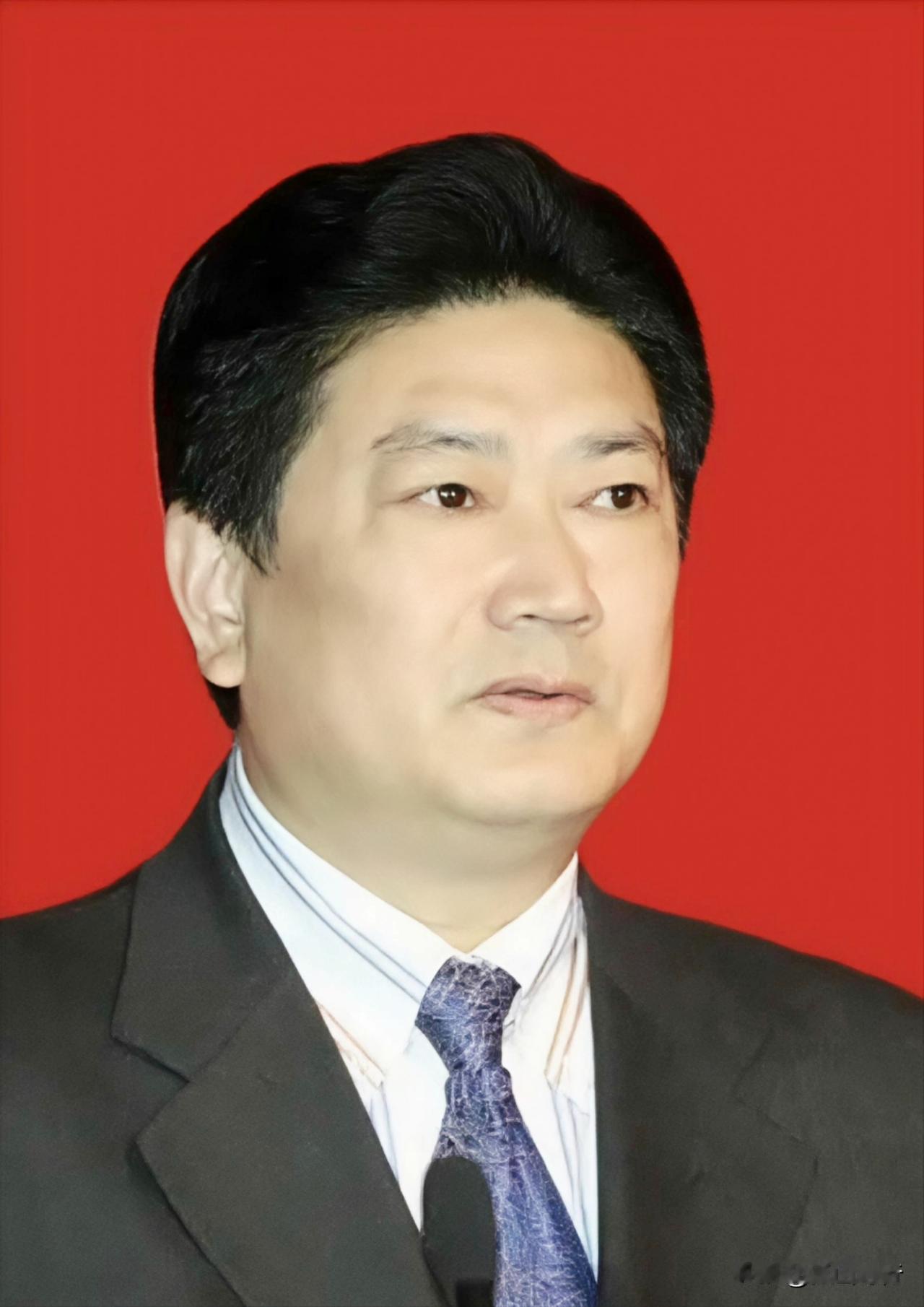 【简讯】9月8日，据相关媒体与其子李帅核实，原太子奶集团董事局主席李途纯离世。这