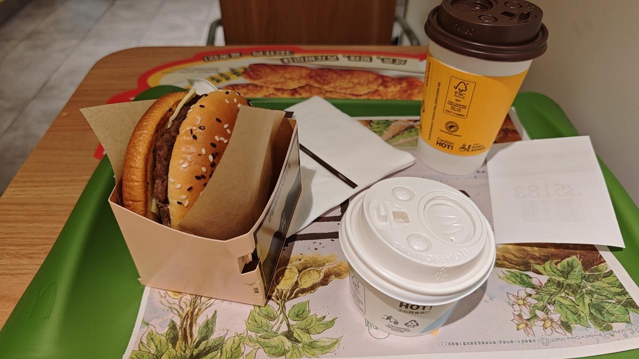 工作杂感 今天我真是累懵了，不是身体累，那倒还好，是脑子累。
我发现，一个人脑子