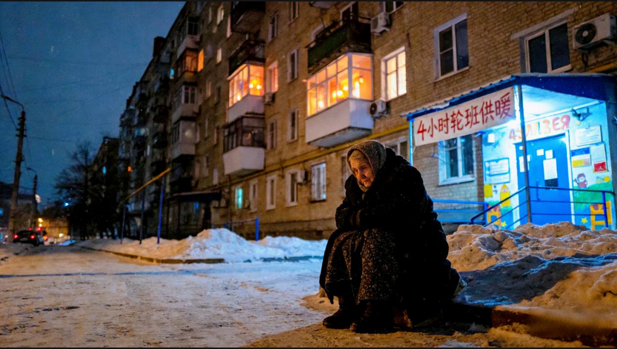 狠话震天：月歼5万俄军！
现实刺骨：基辅零下15℃，
百万人被断暖挨冻。

乌克